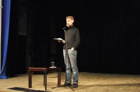 Как описываются встречи с призраками в средневековой литературе и кто такие зеленые дети – тулякам рассказал Роман Шмараков