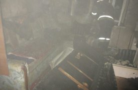 В Донском из горящей квартиры пожарные спасли 3 человека