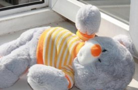 Полуторагодовалая девочка упала с 5 этажа и осталась жива