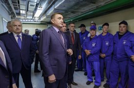 Алексей Дюмин посетил снаряжательное производство КБП им. академика А. Г. Шипунова