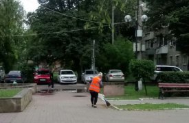 В Туле в работах по окосу растений задействовали 62 человека