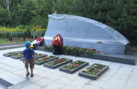 На Спасском кладбище в Заречье появился монумент военным летчикам