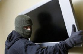 В Туле молодой человек стащил телевизор из арендуемой квартиры