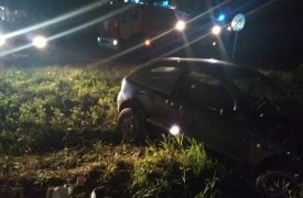 Под Тулой пострадавшего из перевёрнутого «Ровера» доставали с помощью специнструментов