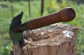 Узловчанин проломил знакомому голову лопатой за некачественный ремонт