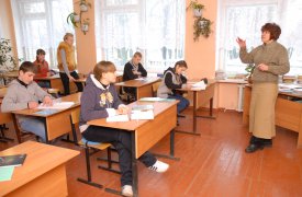 Тульские родители могут пожаловаться на школьные поборы по телефону горячей линии