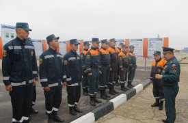 В Новомосковске продолжаются поиски пострадавшего при обрушении стены в цеху предприятия