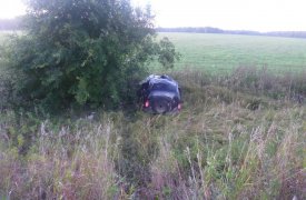 Под Тулой молодой человек насмерть разбился в перевёрнутой иномарке