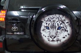 В Тульской области негодяи похищали чехлы для запасных колёс дорогостоящих джипов