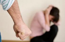 Пьяный житель Тульской области избил женщину-фельдшера