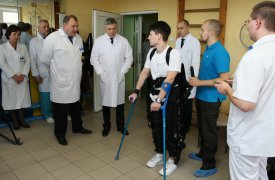 Для реабилитации людей с ограниченными возможностями в Тульской области начали впервые применять экзоскелеты