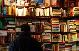 Молодой туляк украл из магазина книги