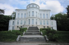 Тульские школьник смогут попасть на занятие, посвященное истории появления и развития письменности и счета.