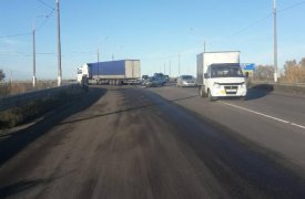 На Тульской трассе «Нексия» въехала в фуру