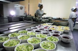 ОНФ обнаружил признаки картелей в закупках питания в соцучреждения на 100 млрд руб