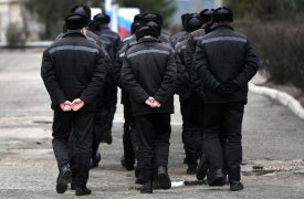 В Алексине пьяный дебошир сломал полицейскому руку