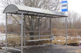 В Скуратово появились новые остановочные павильоны