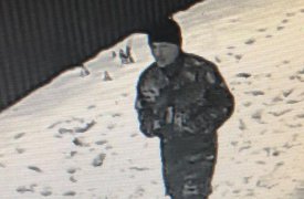 В Новомосковске разыскивают подозреваемого в совершении грабежа
