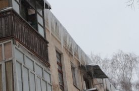 Огромные сосульки выявлены более чем на 70 домах Тулы