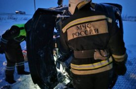 Утром под Тулой в перевернувшемся минивэне пострадали люди