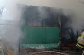 Ранним утром в Туле 15 пожарных тушили горящий дом