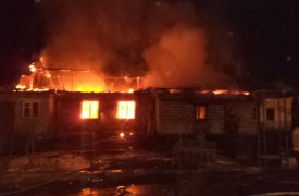 Ночью в Щекино сгорели два частных дома
