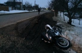 Житель Щекино перевернулся на мотоцикле