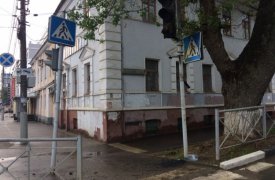 Ранним утром в Туле сгорел светофор