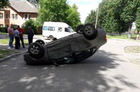 В Тульской области столкновении легковушки и маршрутки пострадала женщина