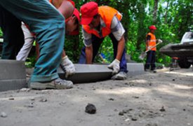 В скверах, за которые проголосовали туляки, началось благоустройство