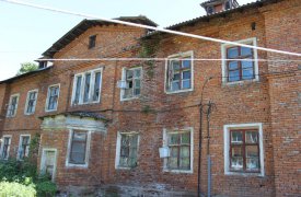 В Тульской области три поколения жильцов ждут расселения из общежития