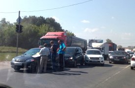 На выезде из Тулы произошло массовое ДТП