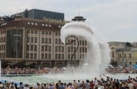 В Туле проходит Водное шоу летающих людей