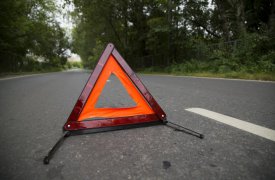 В Туле водитель «Мерседеса» разбил машину и ушел «тусить»