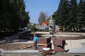В Тульской области завершаются работы по благоустройству скверов