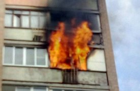 В Туле на проспекте Ленина пылает квартира в многоэтажке. ВИДЕО
