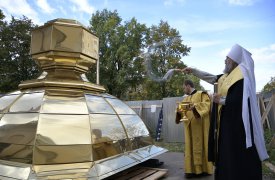 Колокольня Петропавловского храма в Туле стала златоглавой