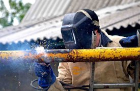 В Заокском районе самосвал, повредивший газопровод, оставил без газа 1715 человек