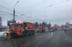 Ночью улицы Тулы обрабатывали противогололедными материалами