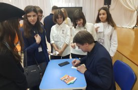 Денис Матросов встретился с тульскими школьниками