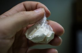 В Киреевске сотрудники госавтоинспекции остановили машину с двумя судимыми наркоманами