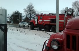 12 человек тушили баню в тульском Хрущево