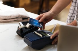 «Ростелеком» взял на себя заботы по «перепрошивке» кассовых аппаратов под НДС до 20%