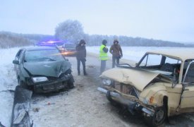 В Туле в лобовом столкновении пострадали молодая девушка и женщина