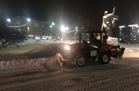 В Туле ведётся круглосуточная уборка снега