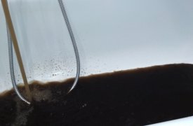 У жителей Косой Горы из кранов течёт нефть