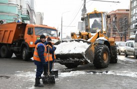 Ночью тульские улицы убирали 126 единиц техники