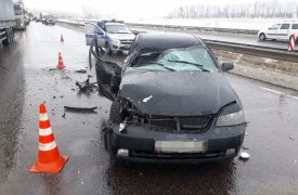 В Тульской области «Шевроле» угодил под фуру