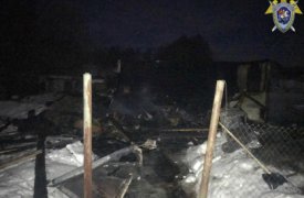 При пожаре в доме в поселке Матово нашли труп: проводится проверка по статье УК РФ 