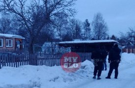 В тульском поселке Скуратово при штурме частного дома застрелили мужчину